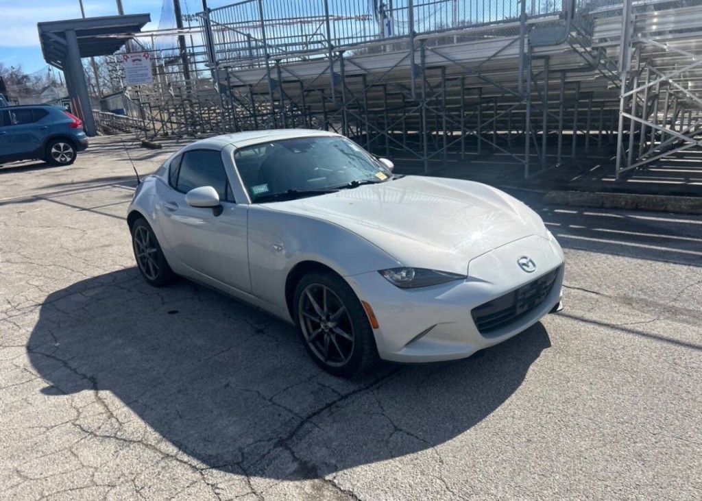 2017 Mazda MX-5 Miata Image 3