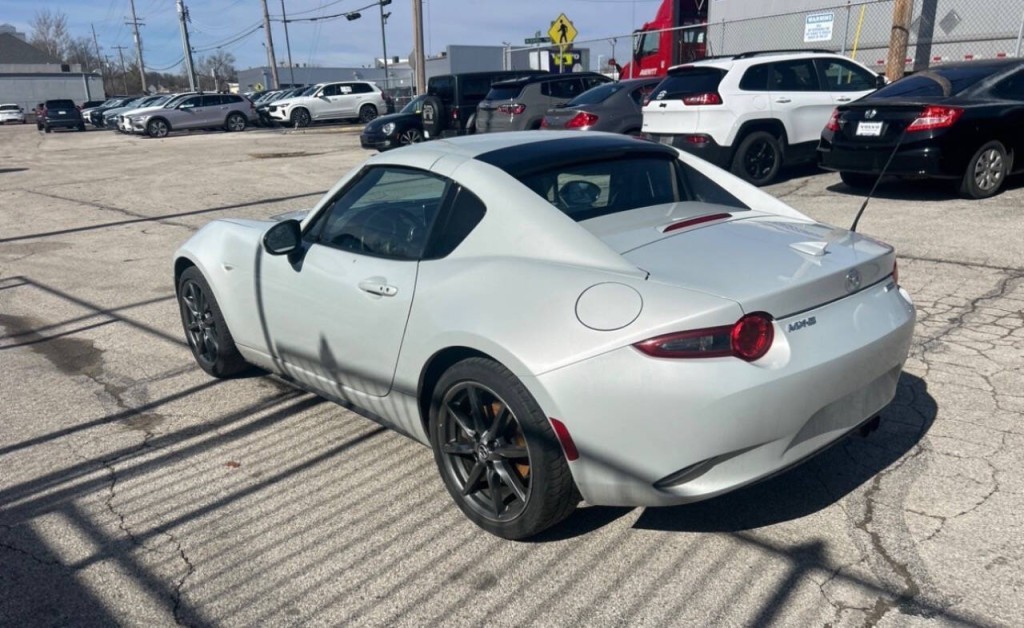 2017 Mazda MX-5 Miata Image 5