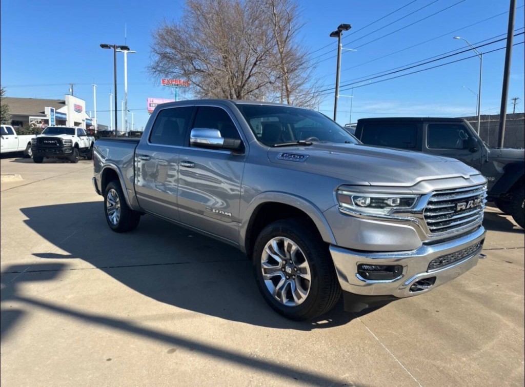 2021 RAM 1500 Image 3
