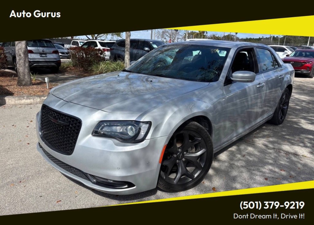 2021 Chrysler 300 Image 1