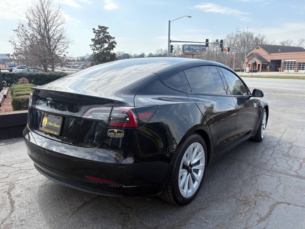 2022 Tesla Model 3 Image 4