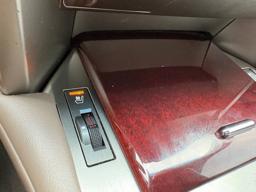 2017 Lexus GX 460 Image 16