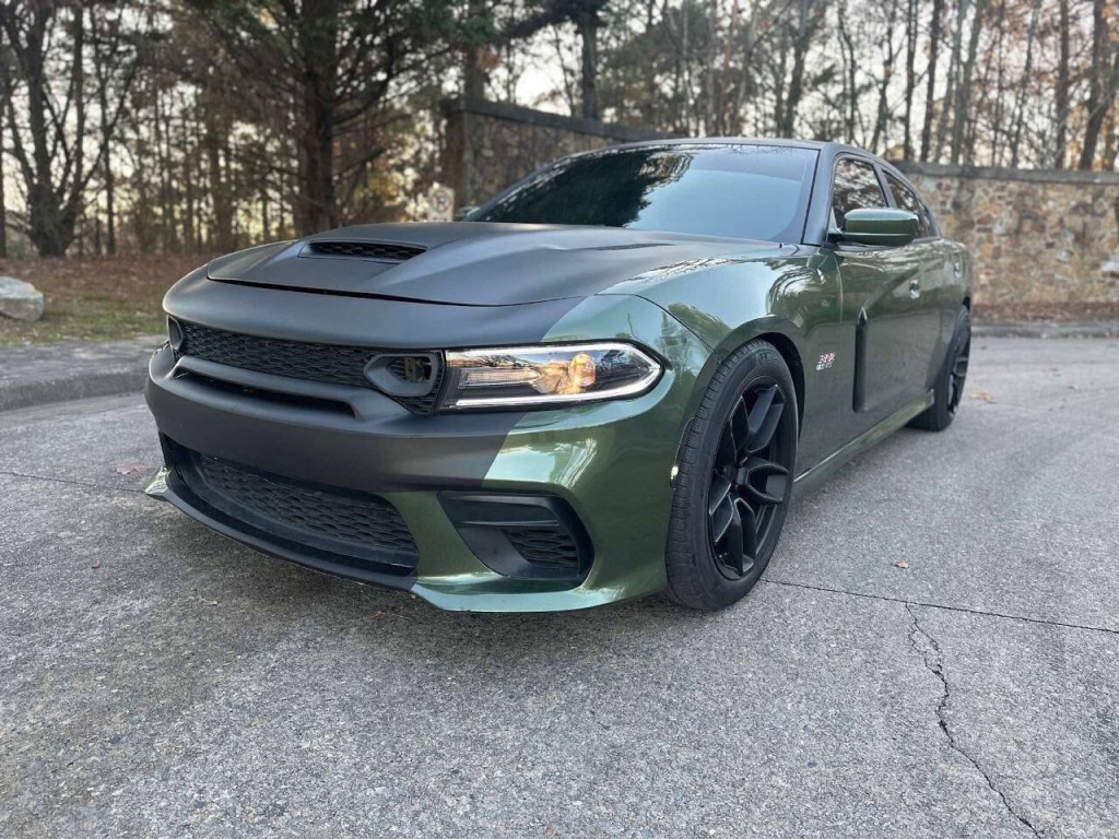 2020 Dodge Charger Image 2