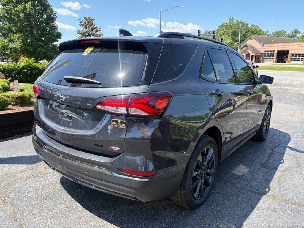 2022 Chevrolet Equinox Image 5