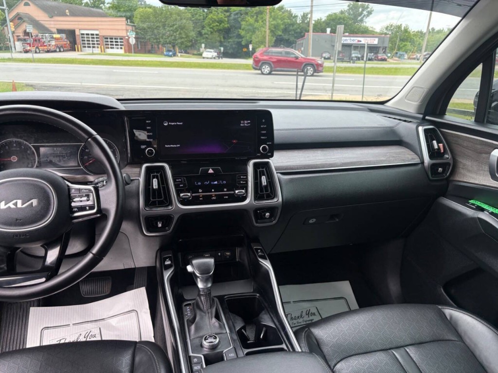 2022 Kia Sorento Image 11