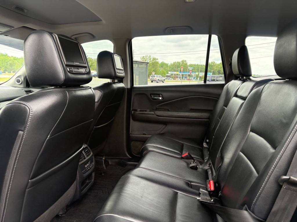 2018 Honda Pilot Image 10