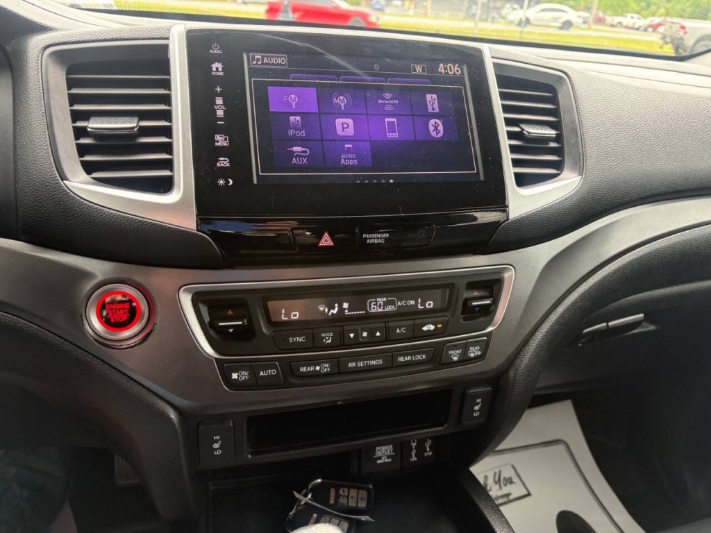 2018 Honda Pilot Image 12