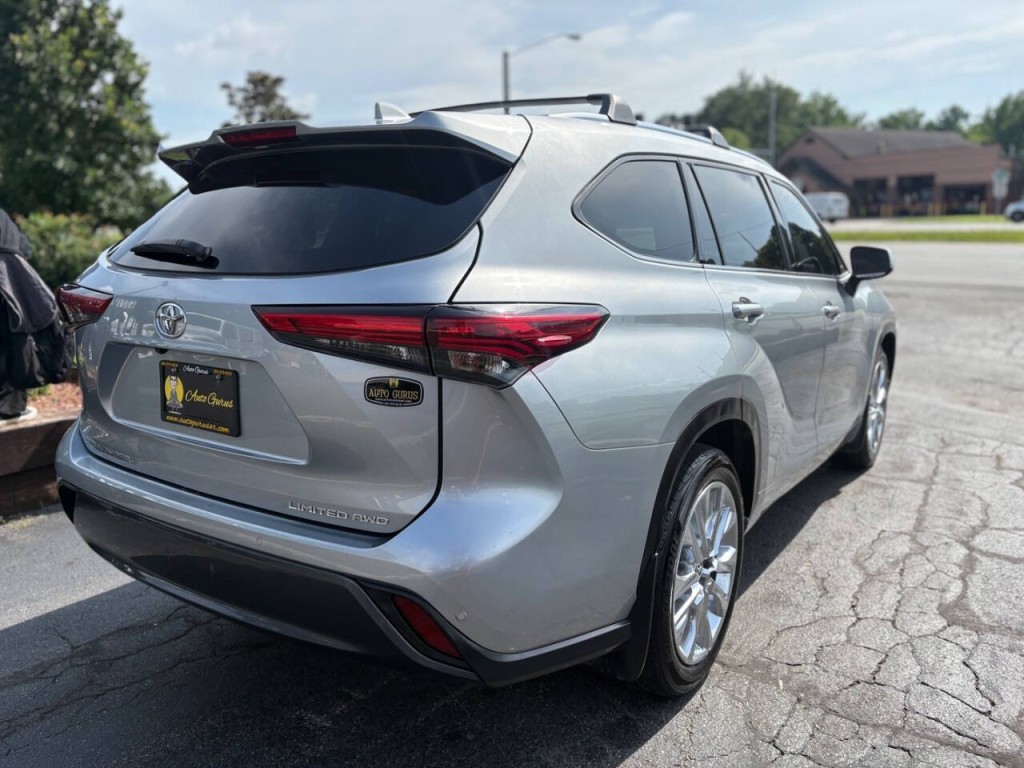 2023 Toyota Highlander Image 5