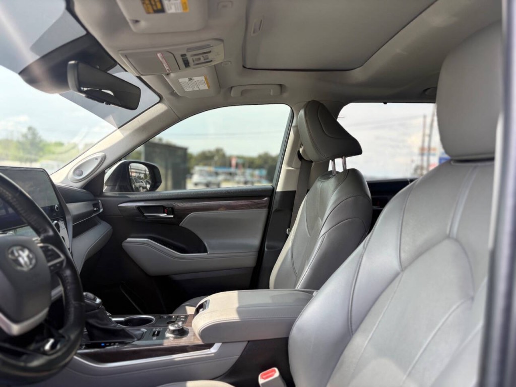 2023 Toyota Highlander Image 10