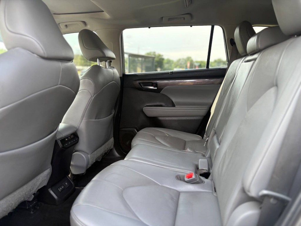 2023 Toyota Highlander Image 11