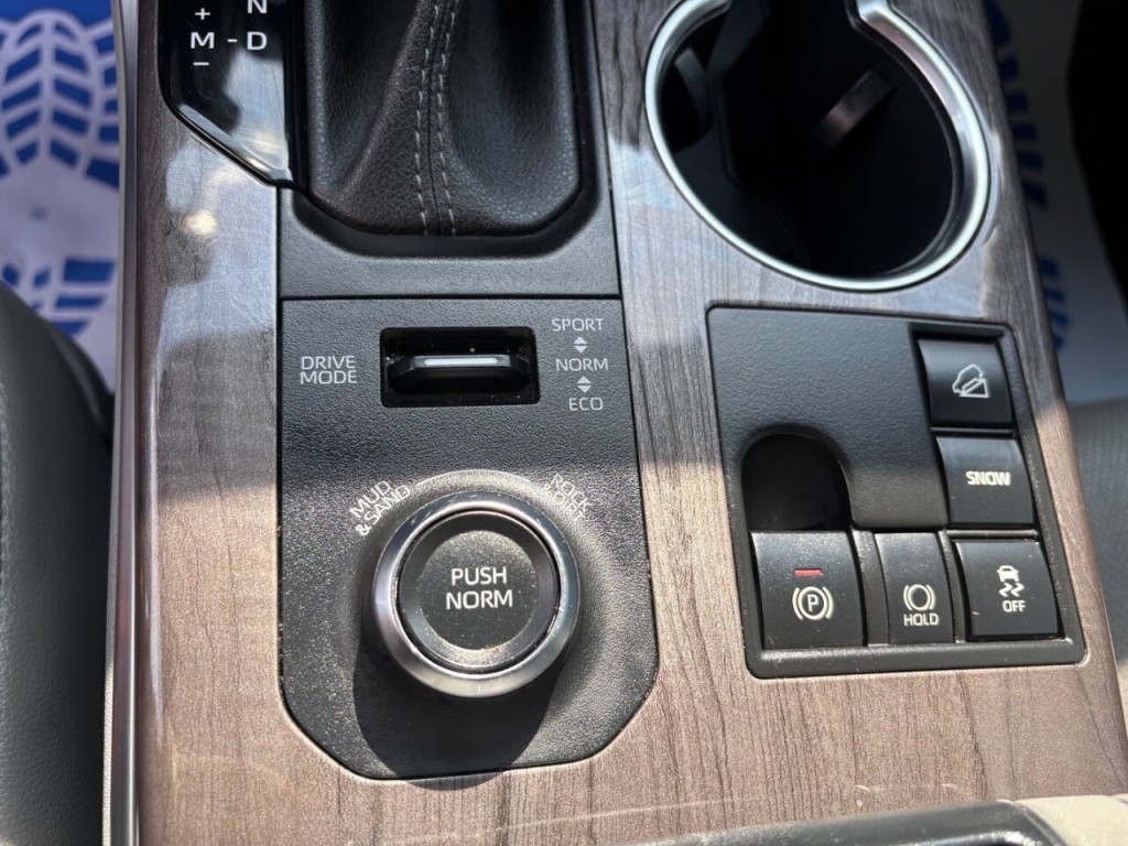 2023 Toyota Highlander Image 15