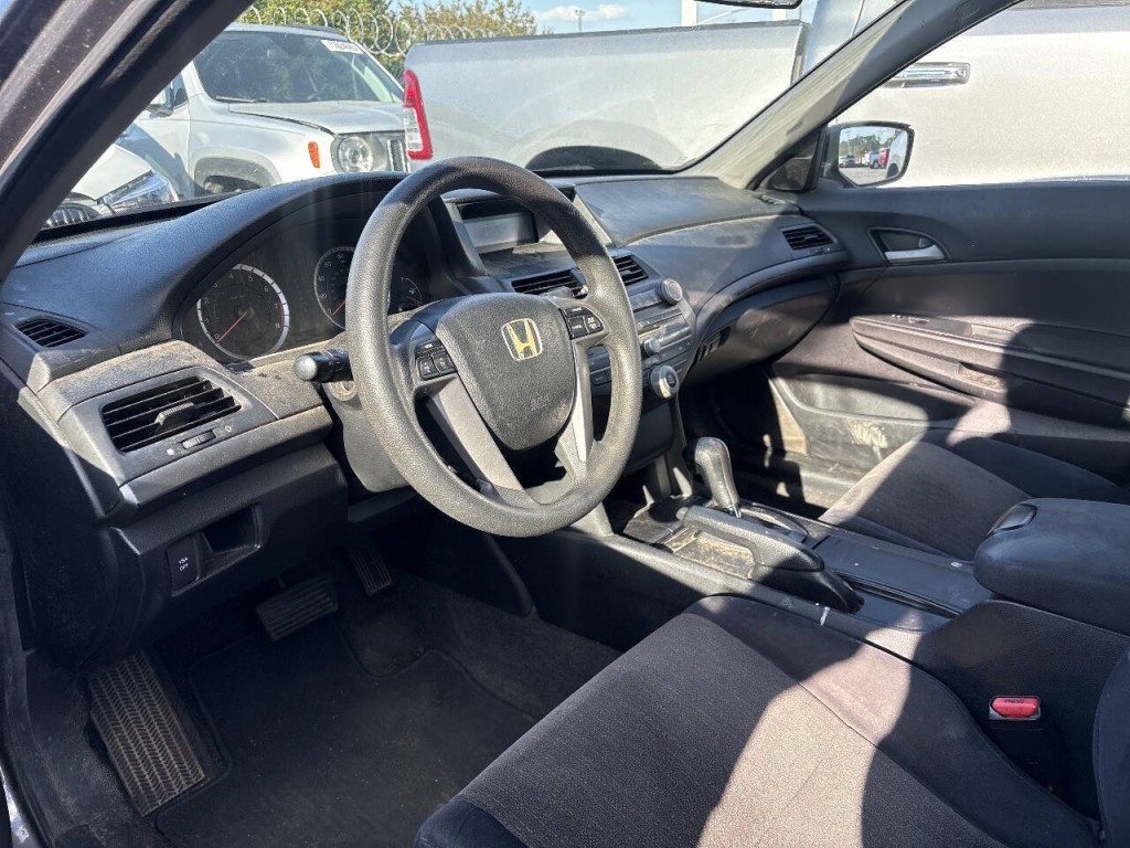 2010 Honda Accord Image 6