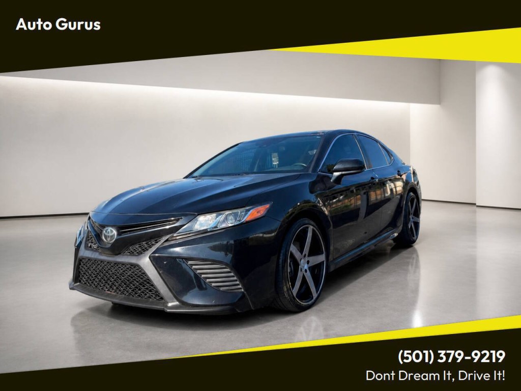 2020 Toyota Camry Image 1