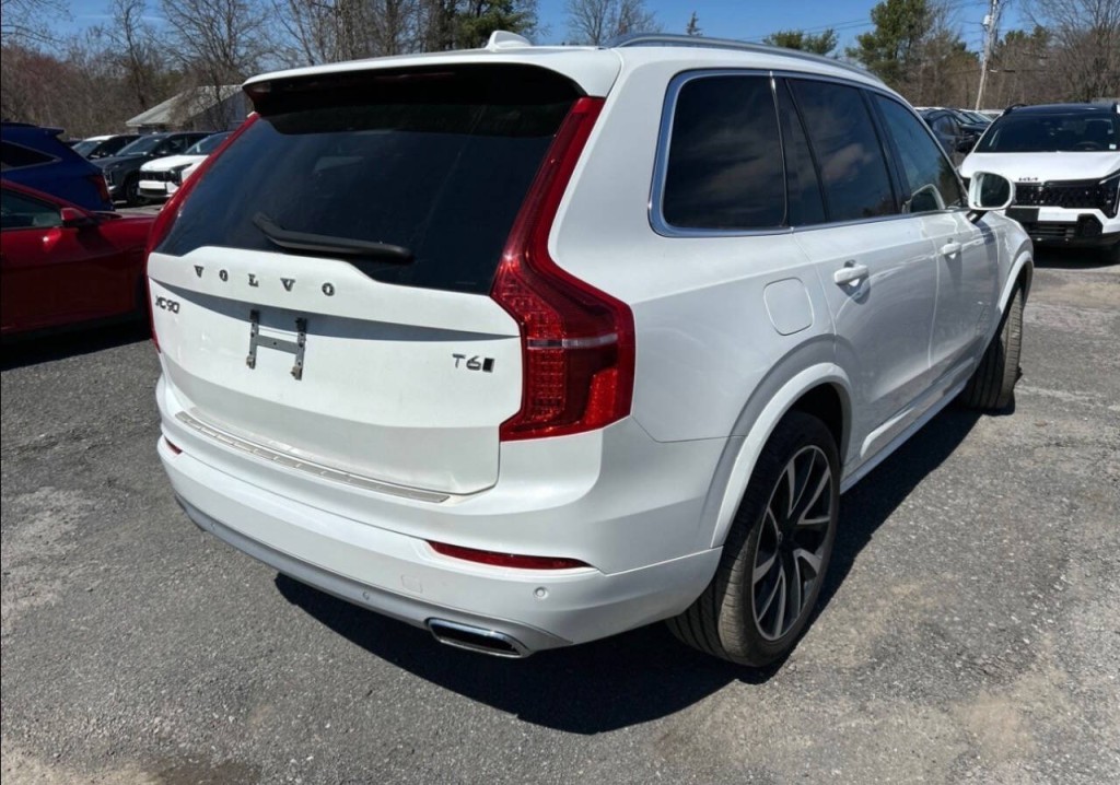 2020 Volvo XC90 Image 4