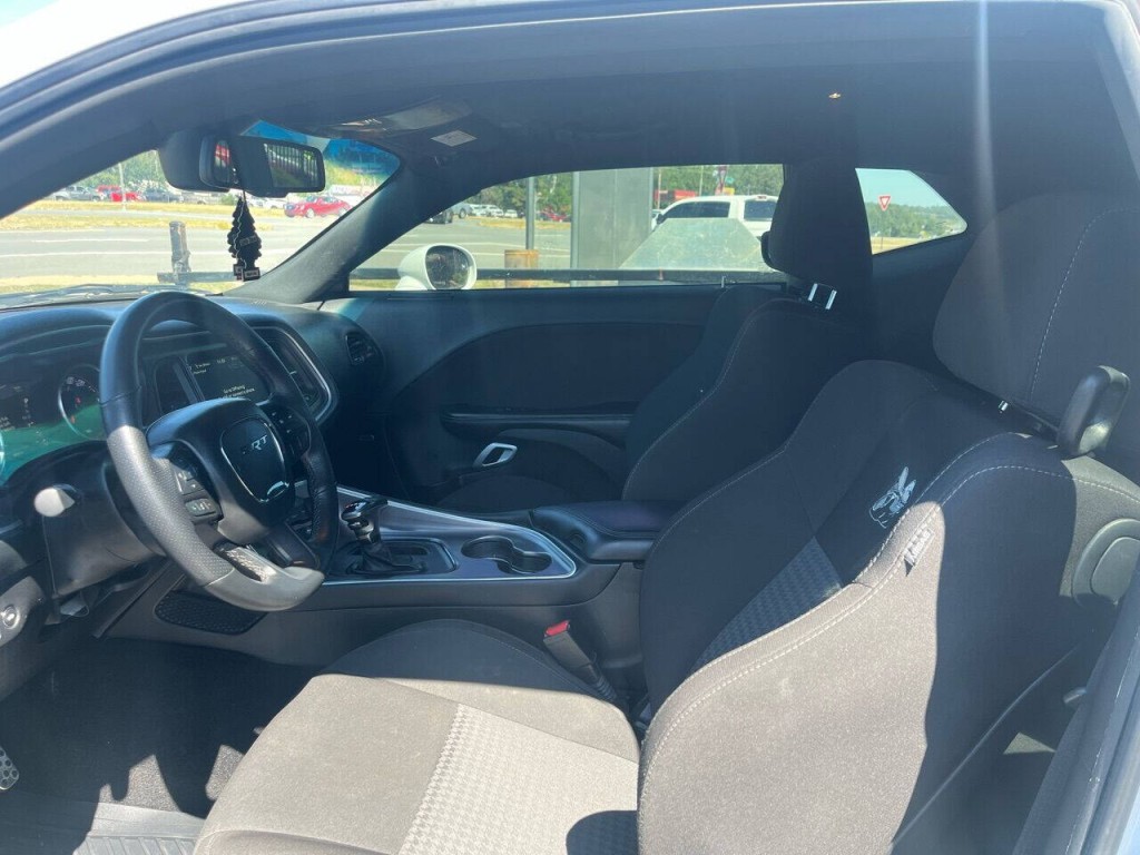 2021 Dodge Challenger Image 11