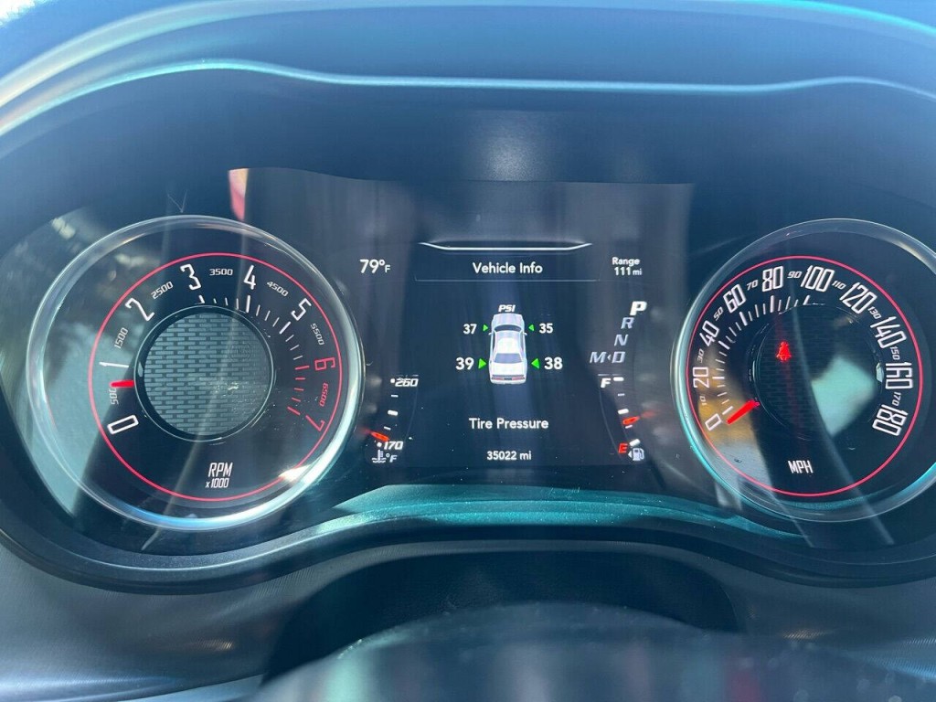 2021 Dodge Challenger Image 13
