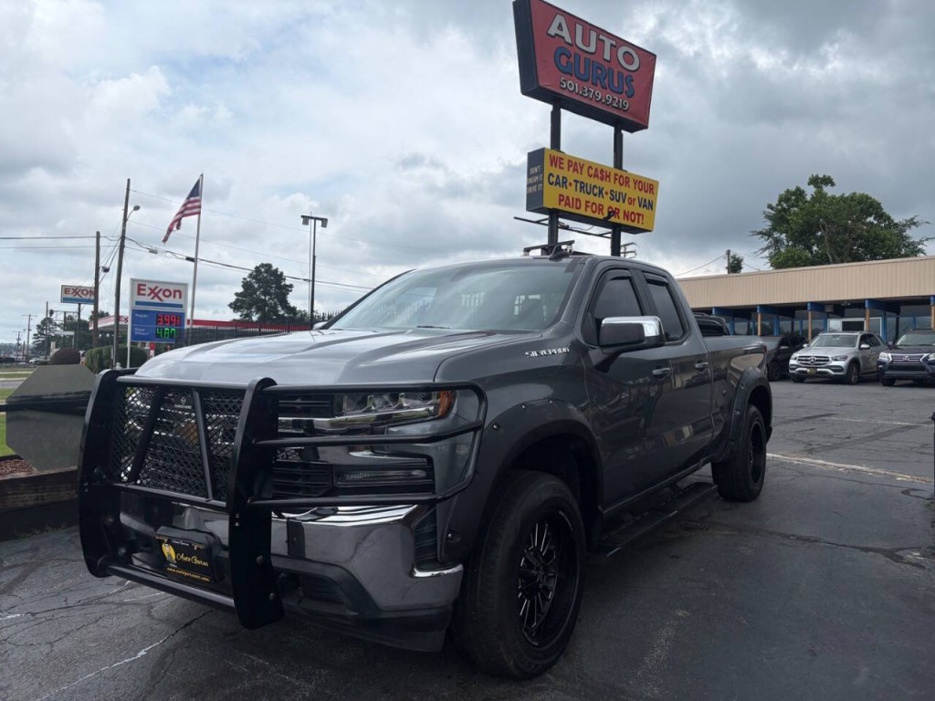 2020 Chevrolet Silverado 1500 Image 2