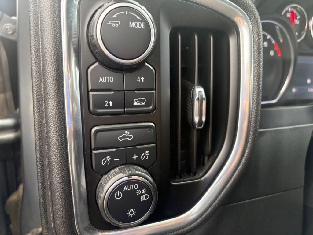 2020 Chevrolet Silverado 1500 Image 12