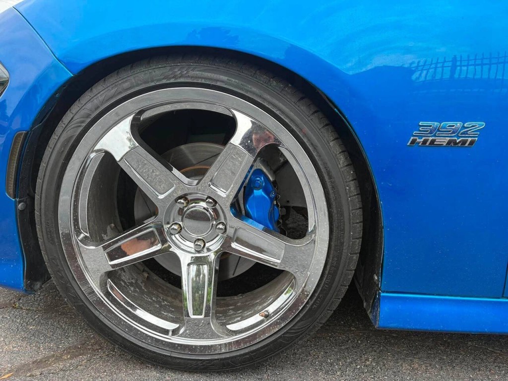 2019 Dodge Charger Image 8