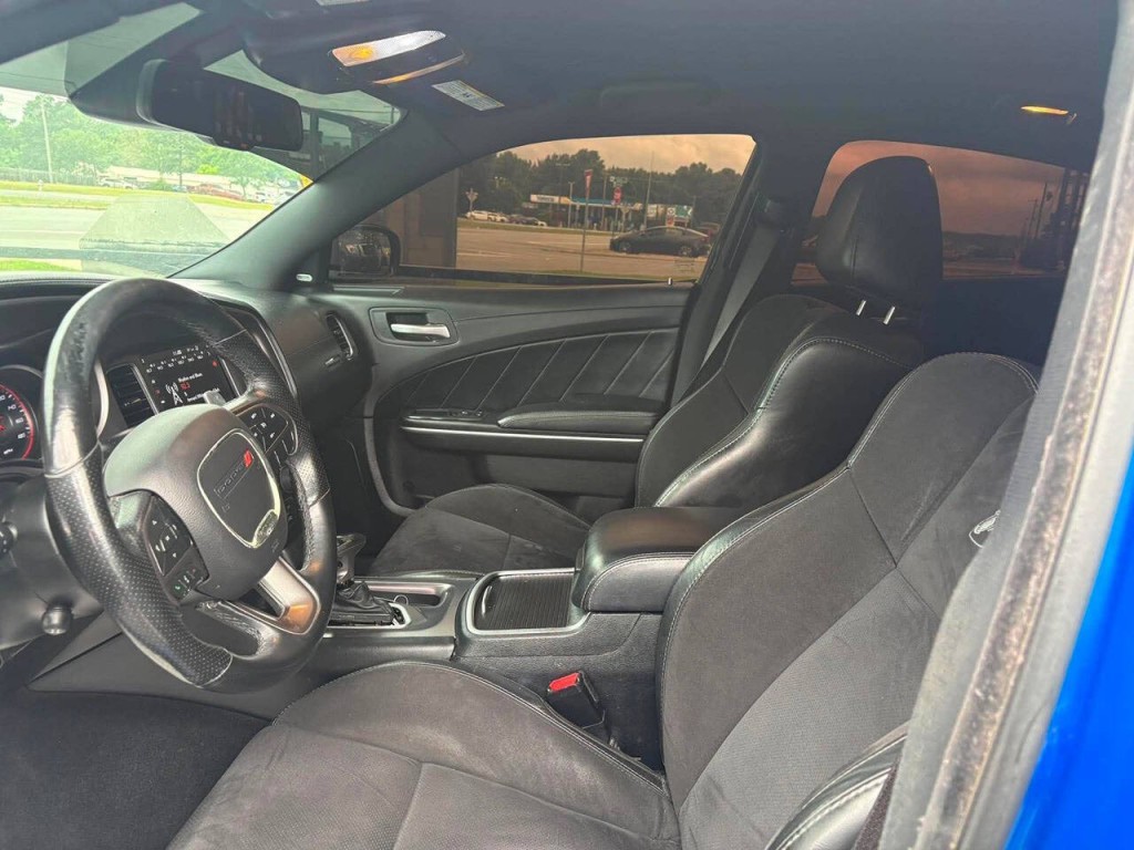 2019 Dodge Charger Image 10