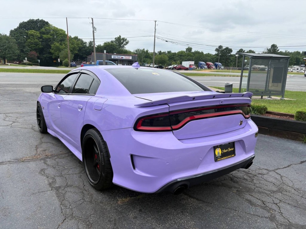 2021 Dodge Charger Image 9