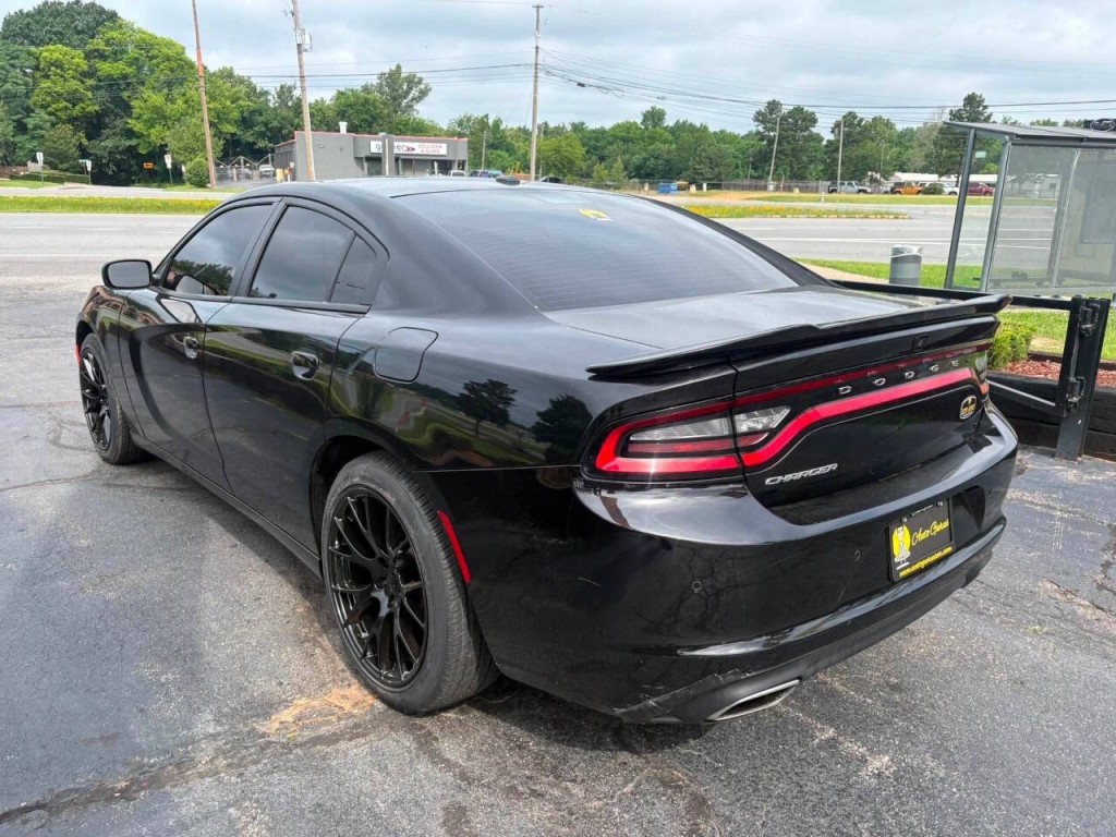 2022 Dodge Charger Image 5