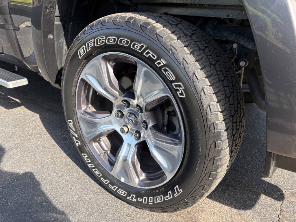 2021 RAM 1500 Image 8