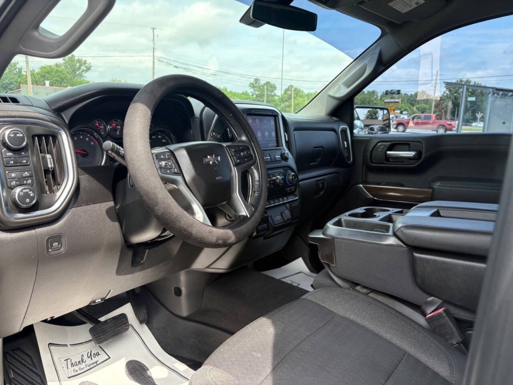 2020 Chevrolet Silverado 1500 Image 11
