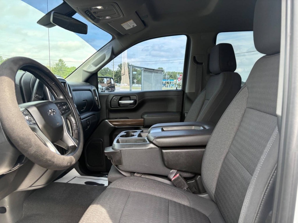 2020 Chevrolet Silverado 1500 Image 12