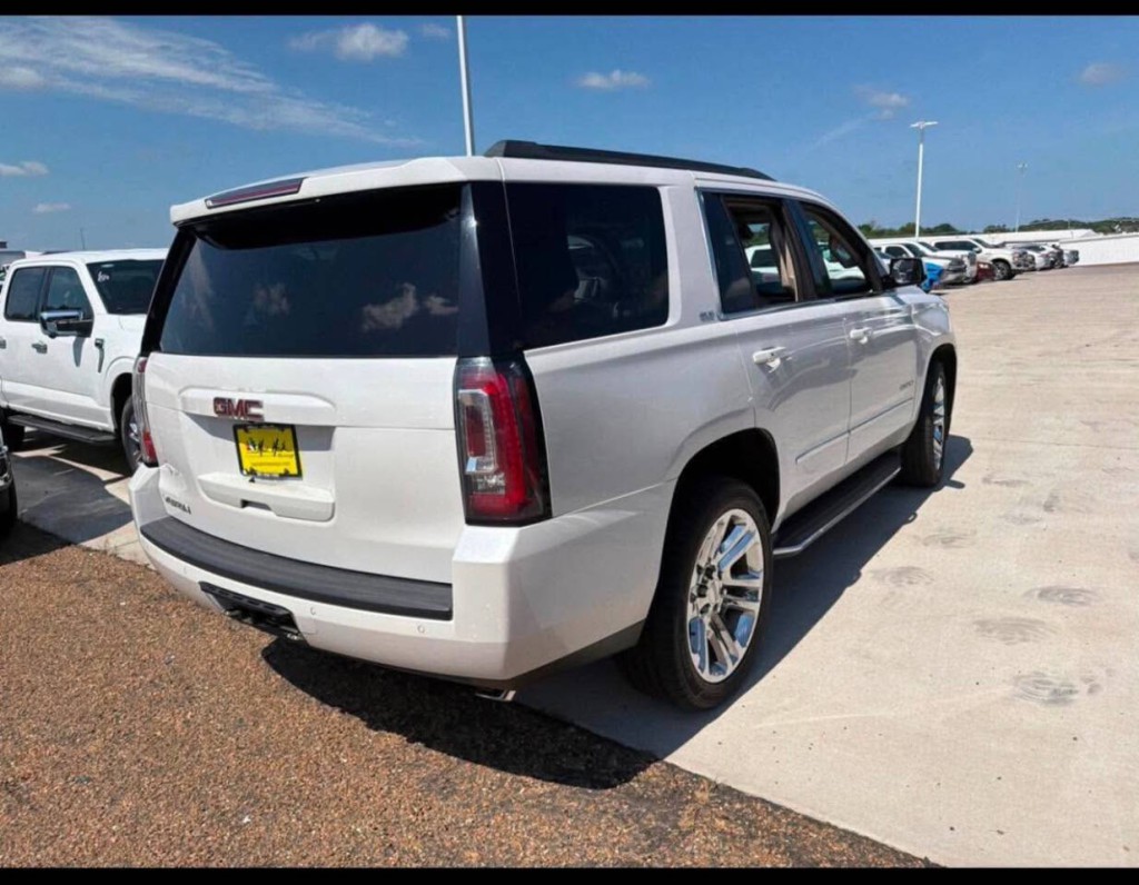 2018 GMC Yukon Image 7