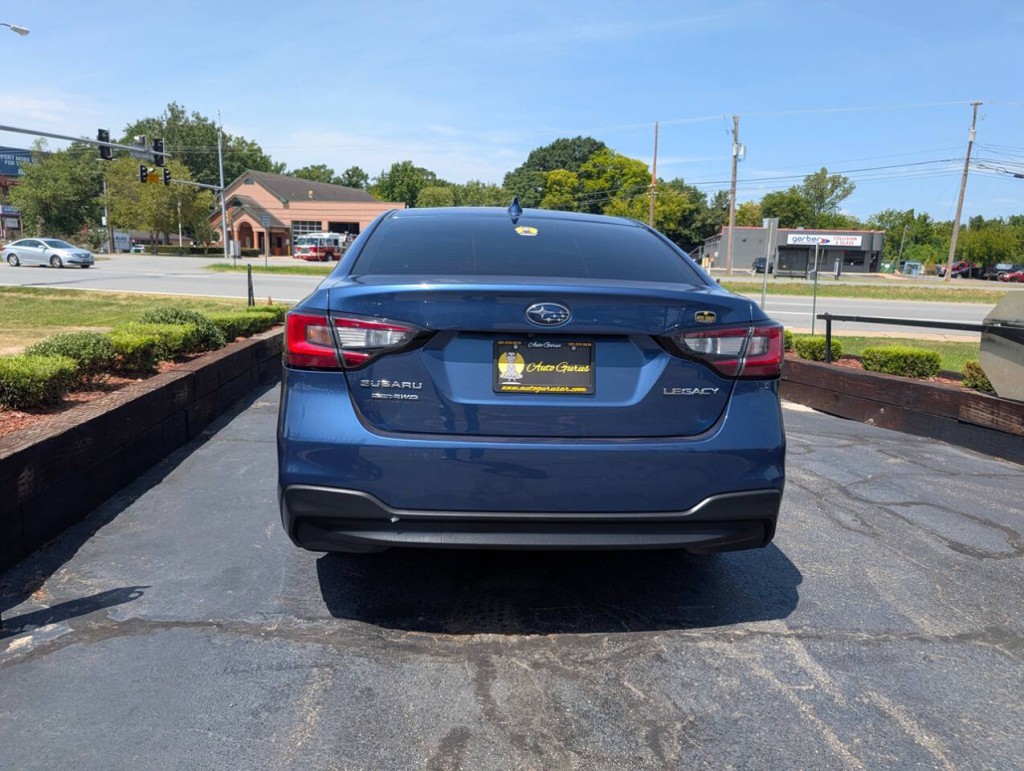 2020 Subaru Legacy Image 5