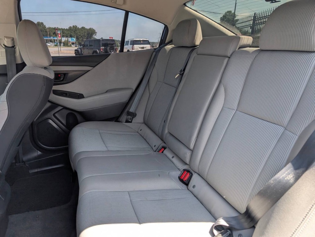2020 Subaru Legacy Image 7