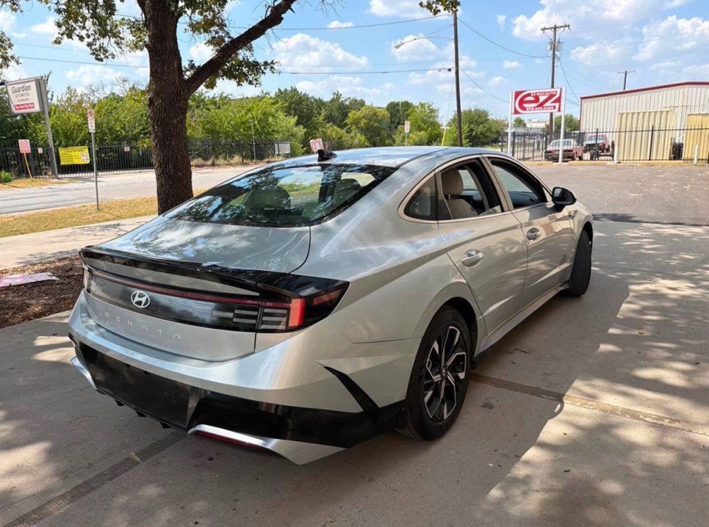 2025 Hyundai Sonata Image 5
