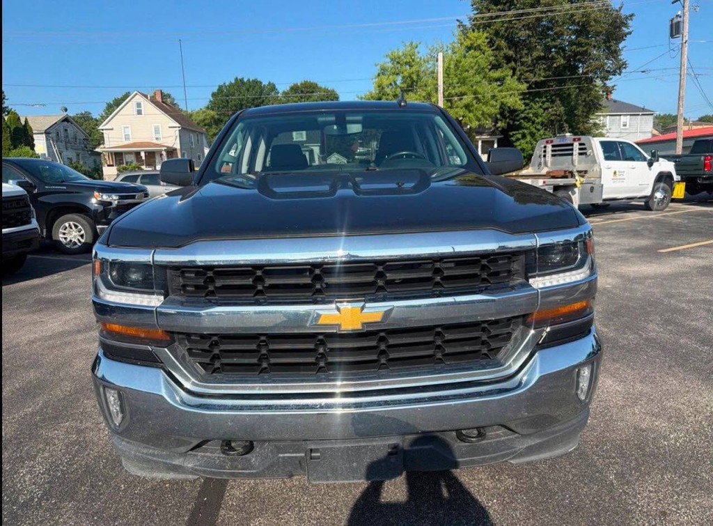 2018 Chevrolet Silverado 1500 Image 3