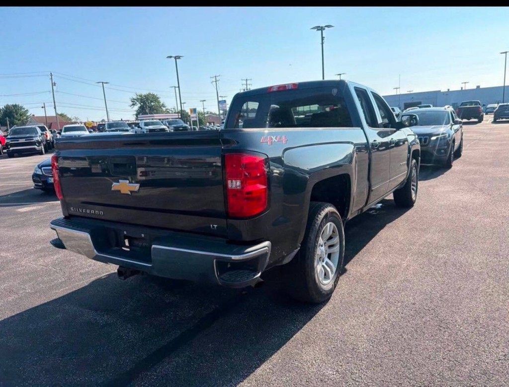 2018 Chevrolet Silverado 1500 Image 6
