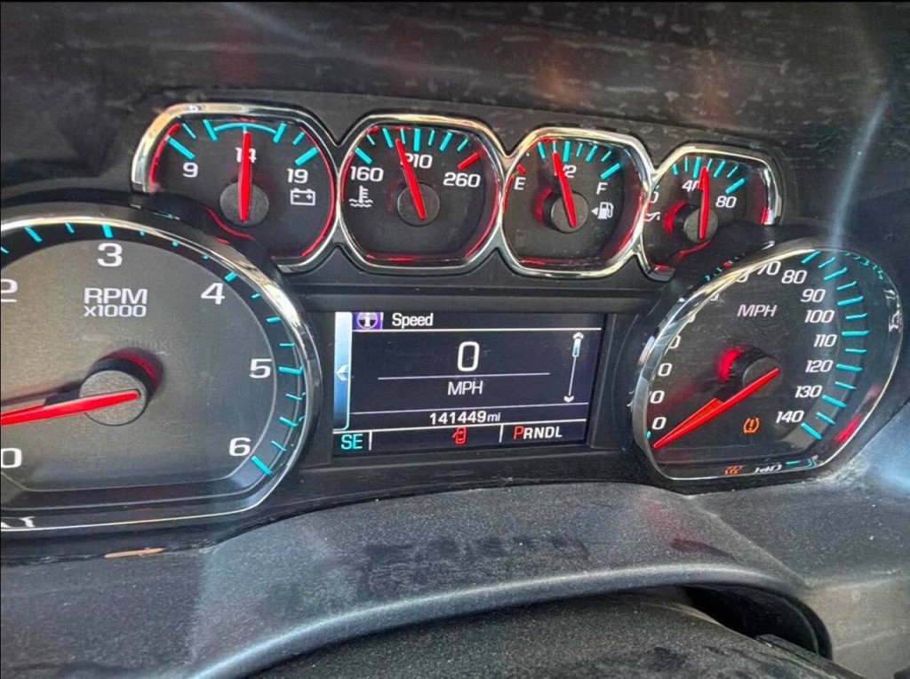 2018 Chevrolet Silverado 1500 Image 11