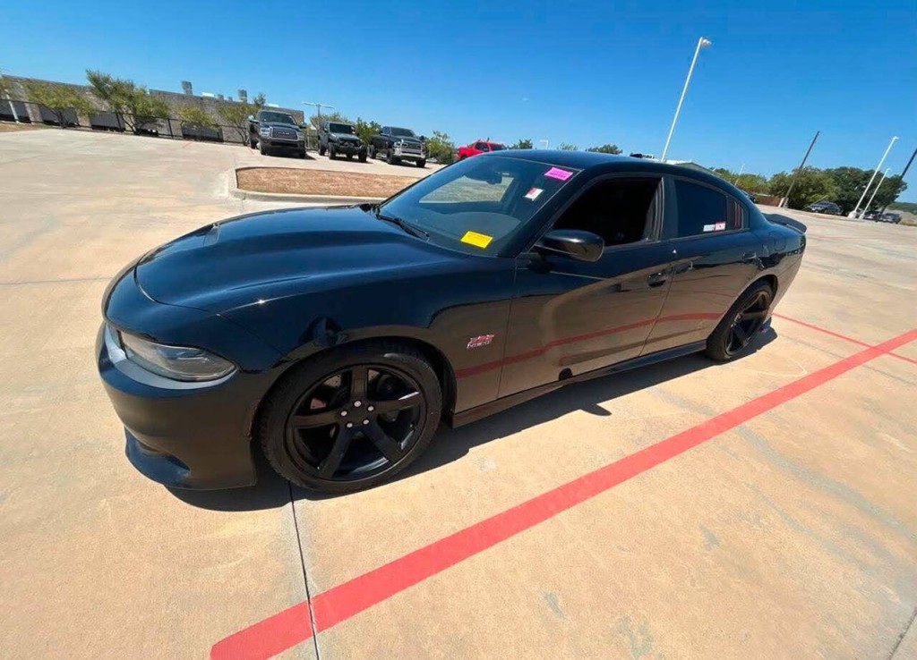 2019 Dodge Charger Image 2