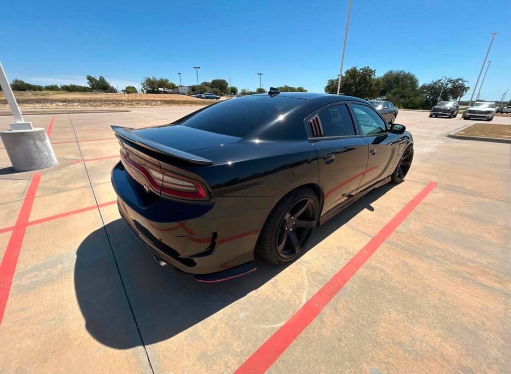 2019 Dodge Charger Image 4