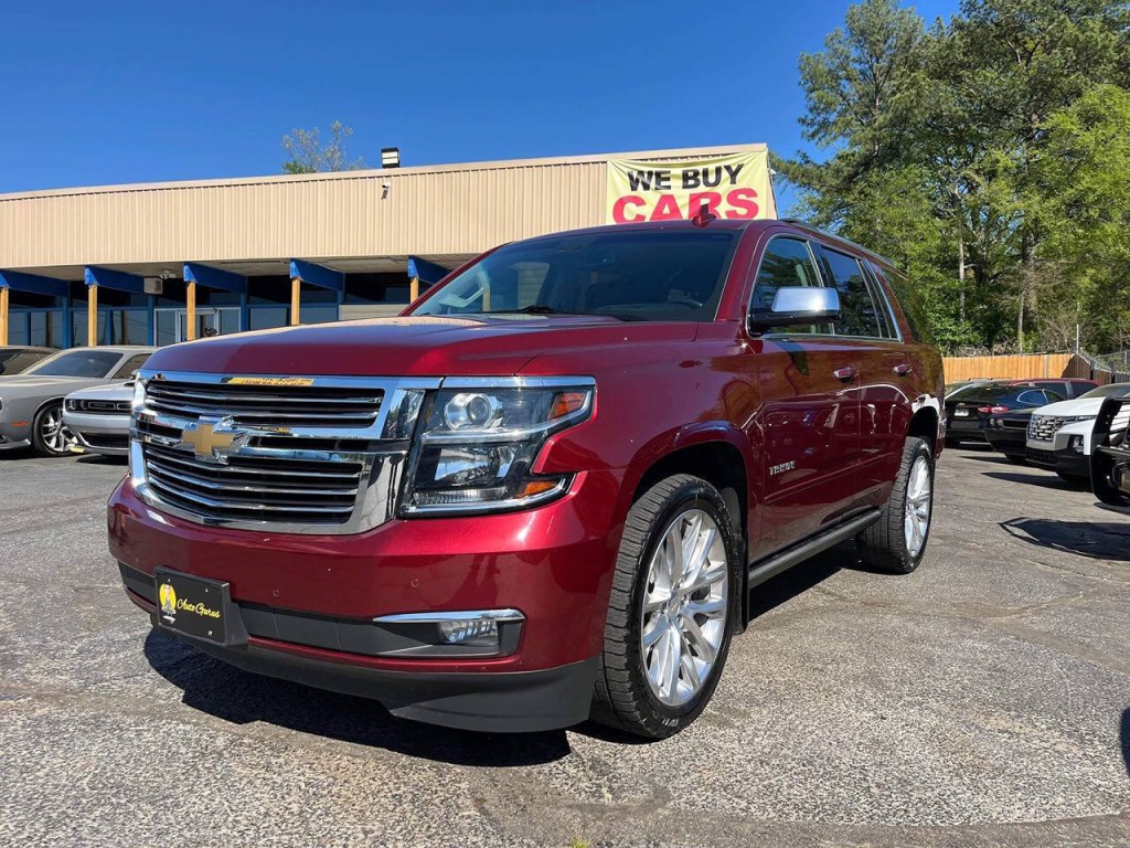 2019 Chevrolet Tahoe Image 2