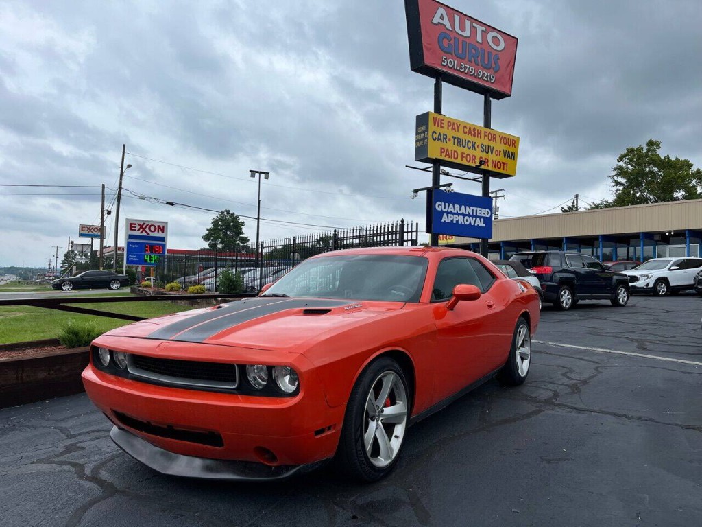 2010 Dodge Challenger Image 6