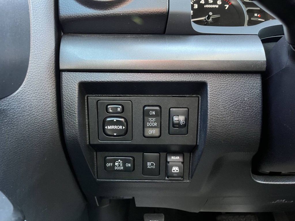 2018 Toyota Tundra Image 17