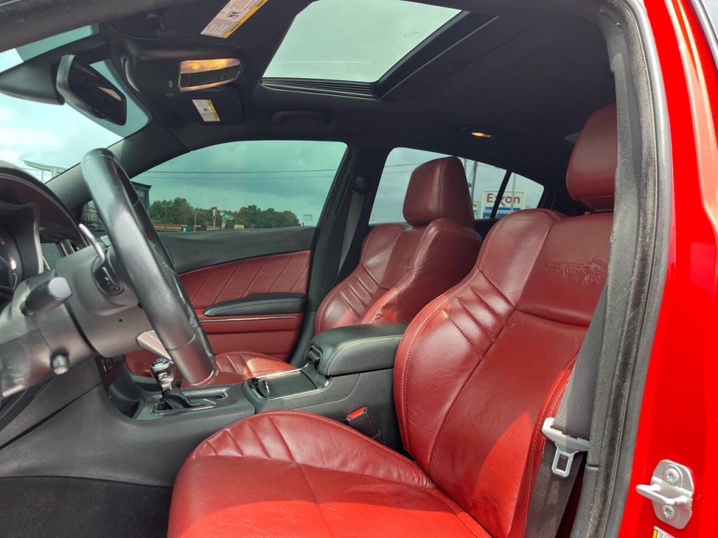 2018 Dodge Charger Image 9