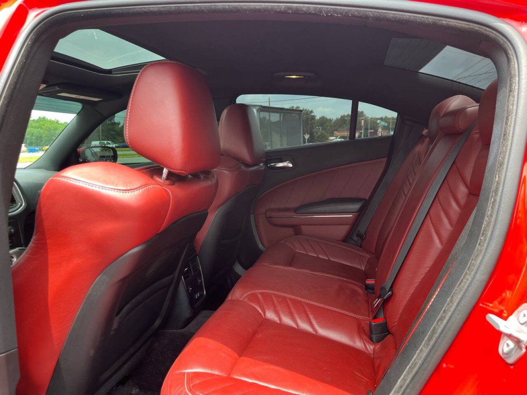 2018 Dodge Charger Image 11
