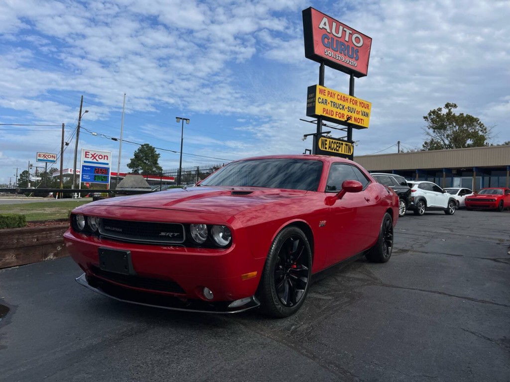 2013 Dodge Challenger Image 2