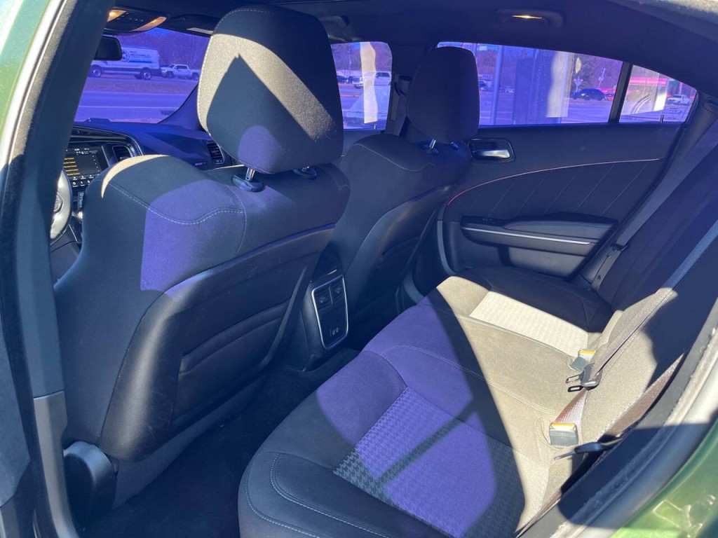 2021 Dodge Charger Image 12
