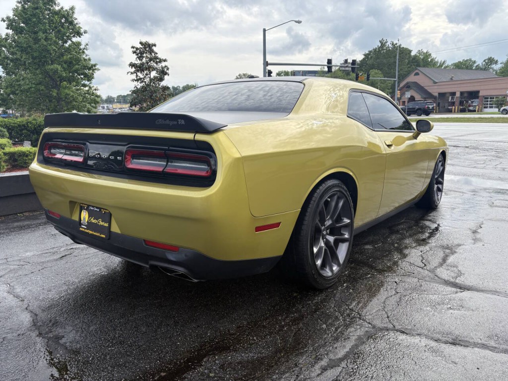 2021 Dodge Challenger Image 5