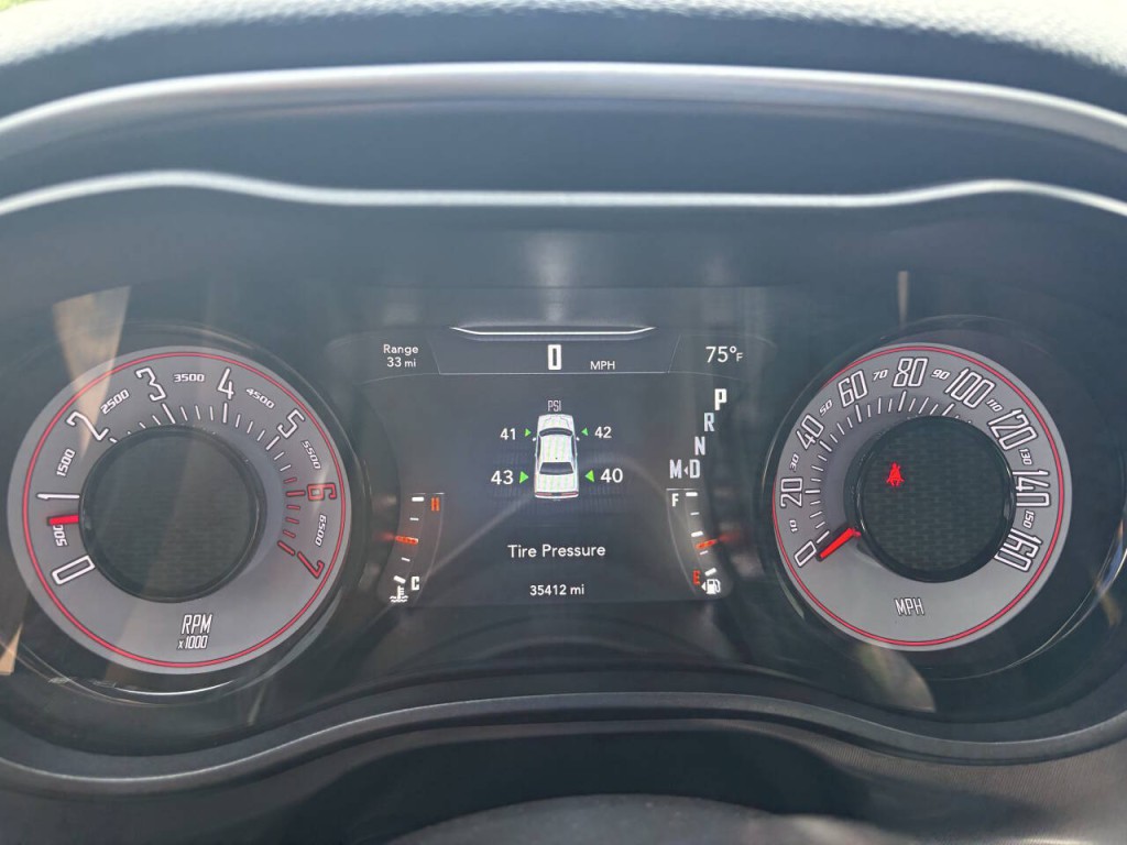 2021 Dodge Challenger Image 12