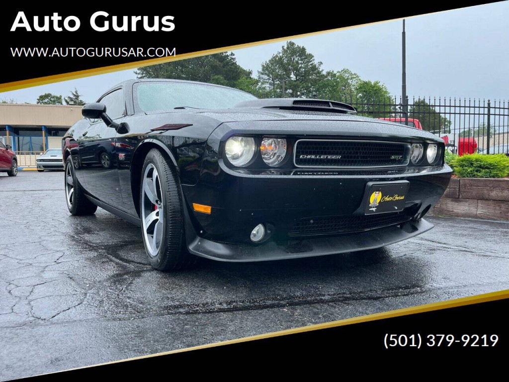 2011 Dodge Challenger Image 3