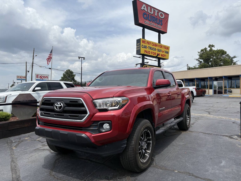 2017 Toyota Tacoma Image 2