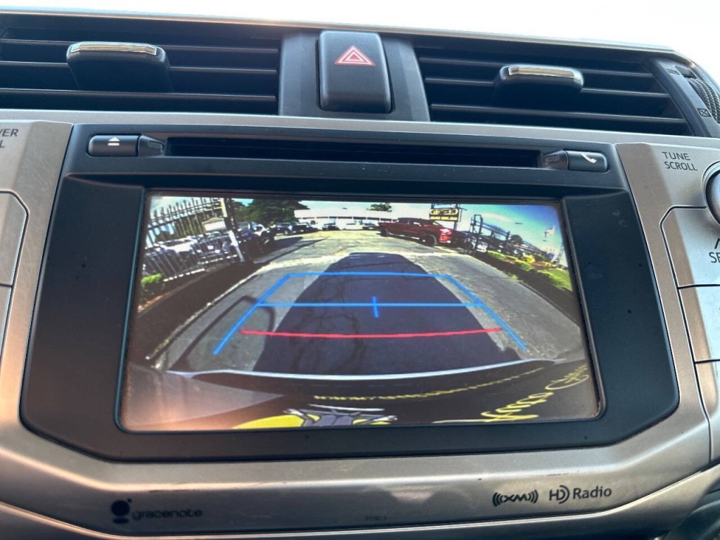 2019 Toyota 4Runner Image 10
